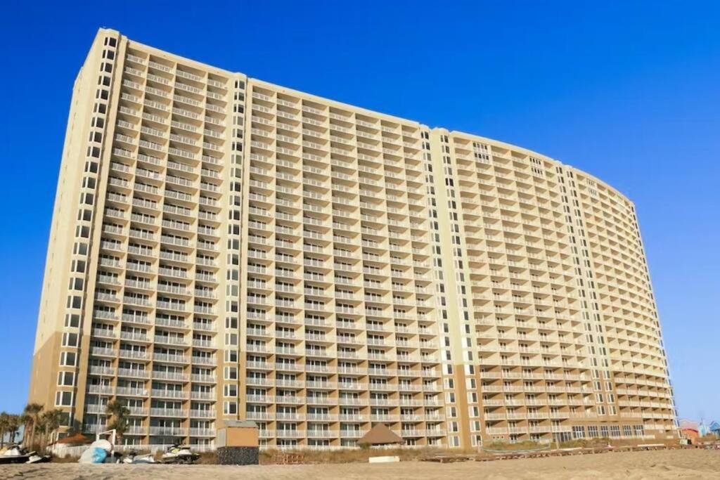 Beautiful Beachfront Paradise! Emerald Beach Resort Panama City Beach Eksteriør billede