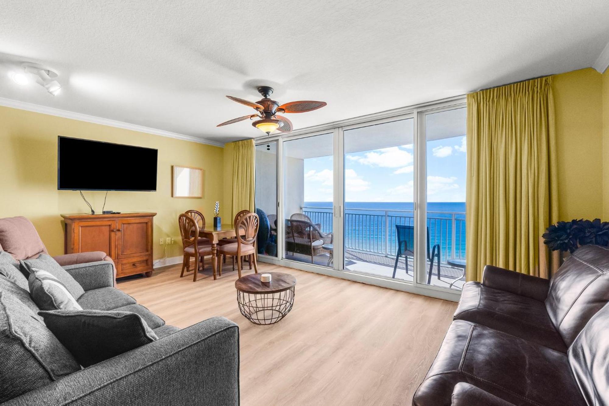Beautiful Beachfront Paradise! Emerald Beach Resort Panama City Beach Eksteriør billede